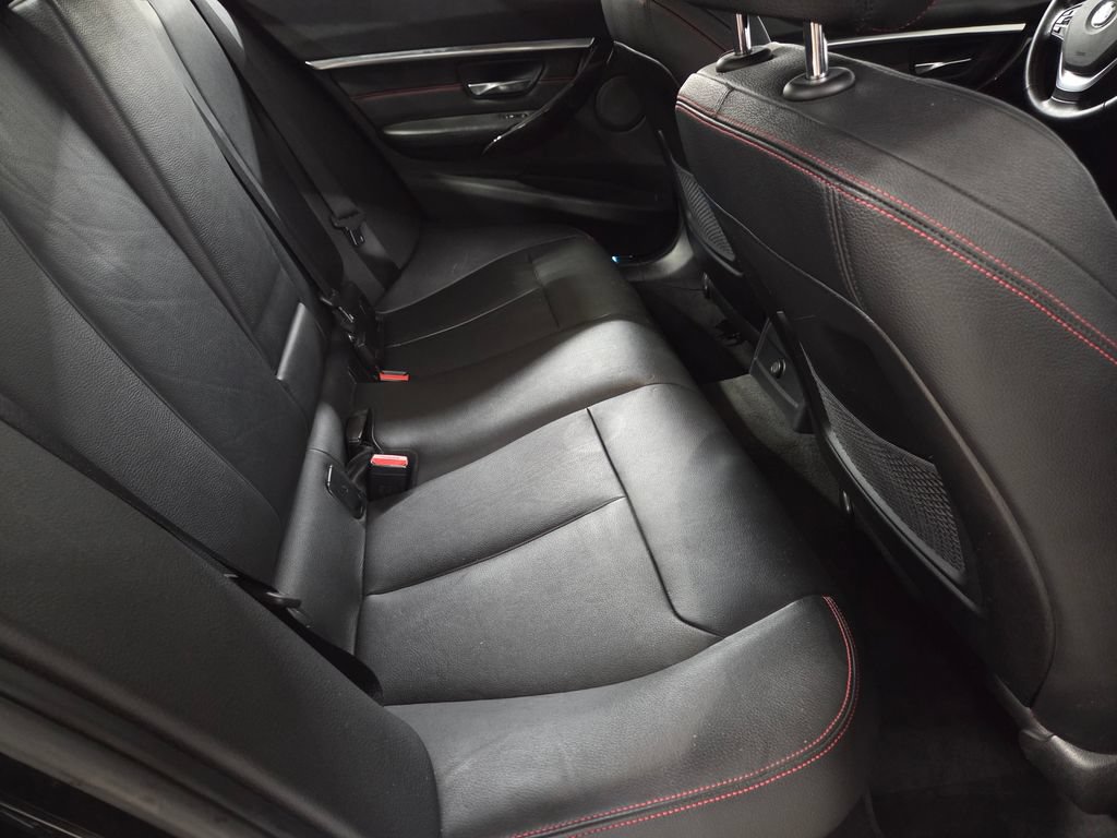 Used 2016 BMW 328i Sedan RWD image 21