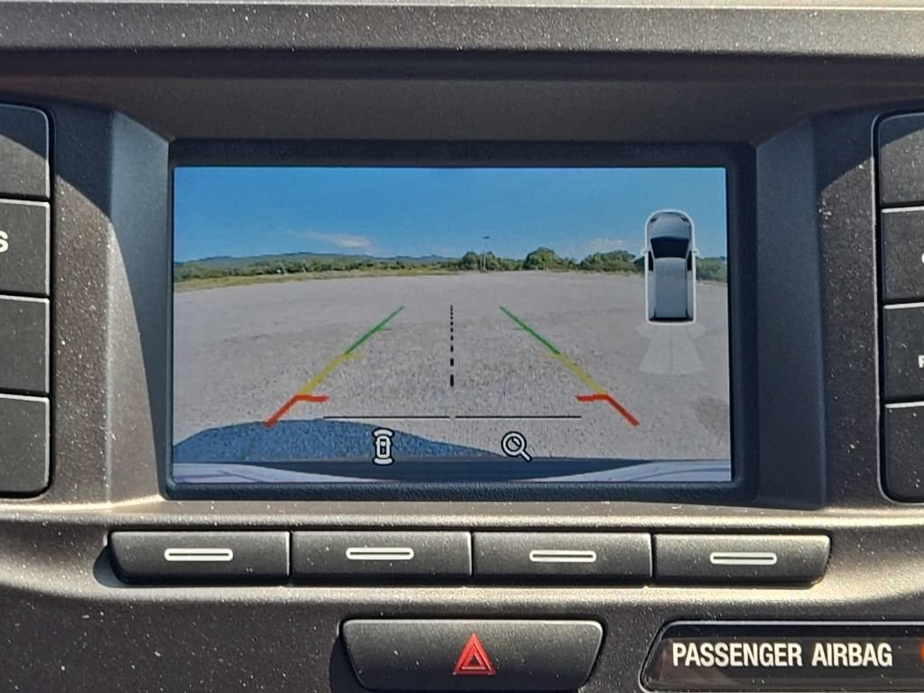 Used 2019 Ford Explorer XLT FWD image 7