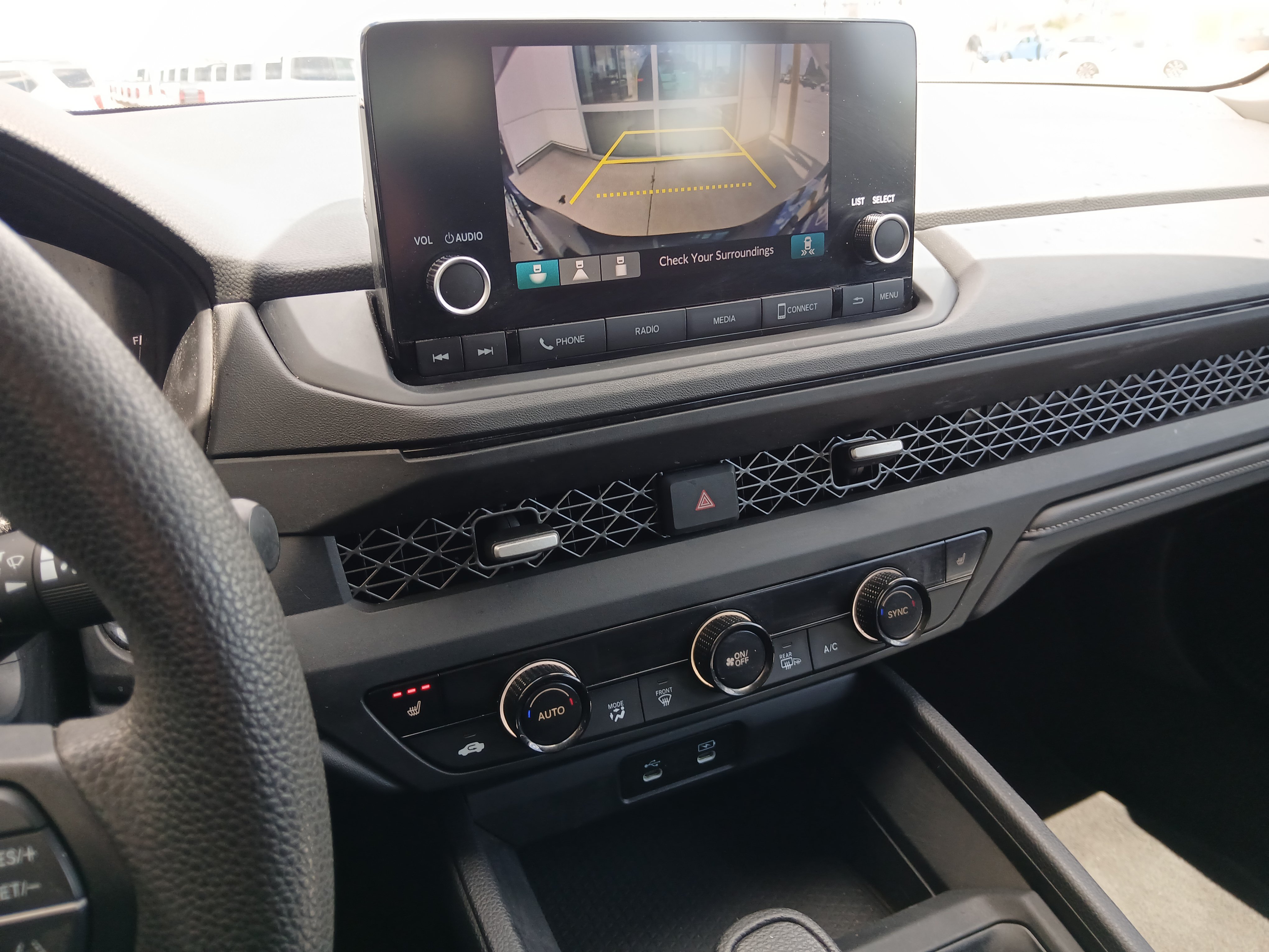 Used 2023 Honda Accord EX image 14