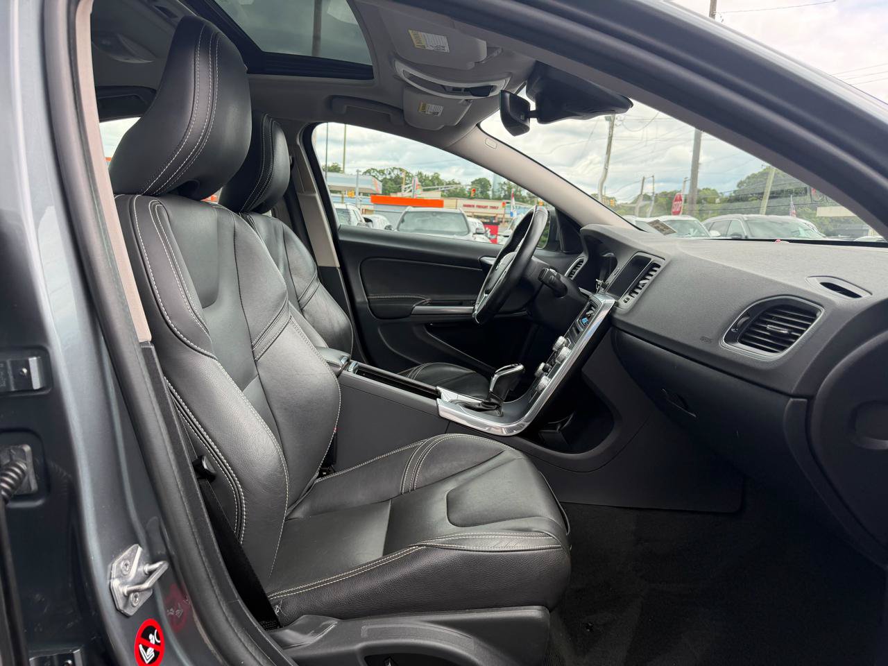 Used 2018 Volvo S60 T5 Dynamic w/ Protection Package AWD/4WD image 20