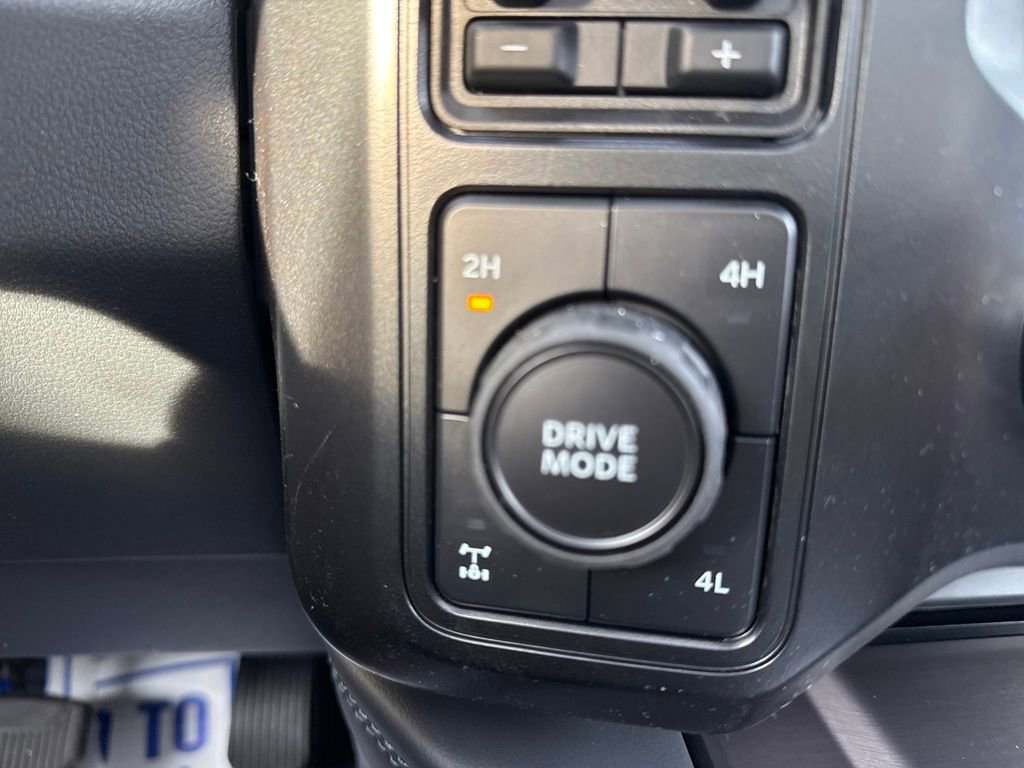 New 2026 Ford F250 Platinum image 35