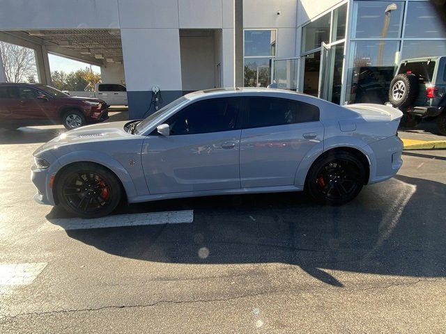 Used 2022 Dodge Charger SRT Hellcat w/ Harman/Kardon Audio Group image 5