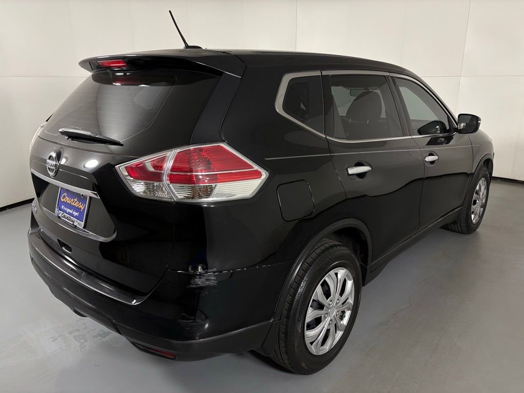 Used 2015 Nissan Rogue S image 9