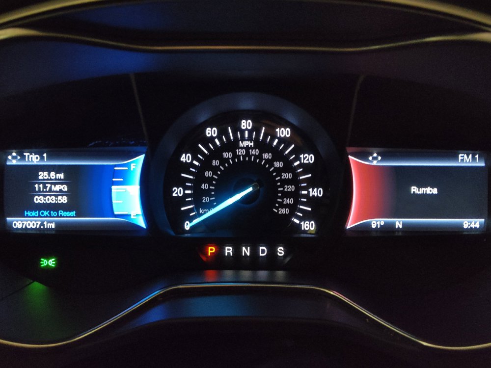 Used 2016 Ford Fusion SE FWD image 23