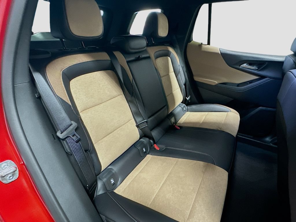 New 2026 Chevrolet Equinox ACTIV FWD image 31