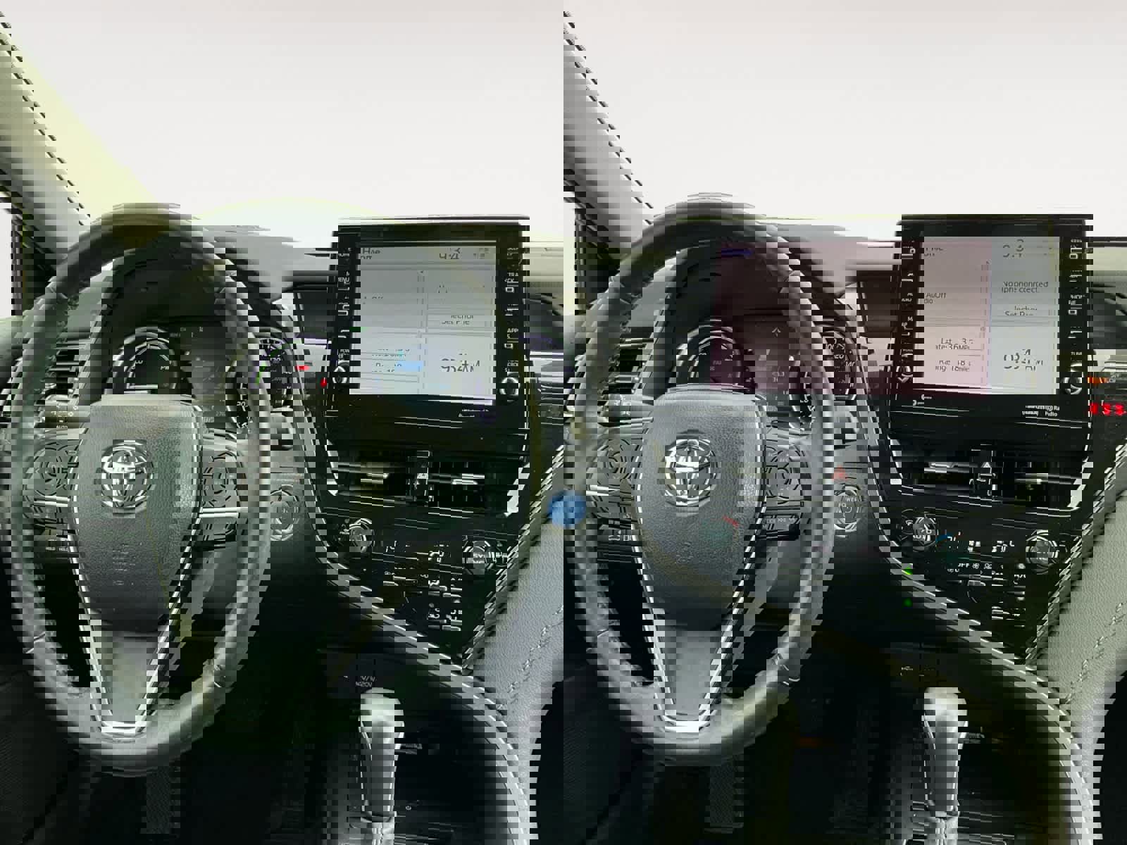 Used 2022 Toyota Camry XLE w/ Cold Weather Package image 15