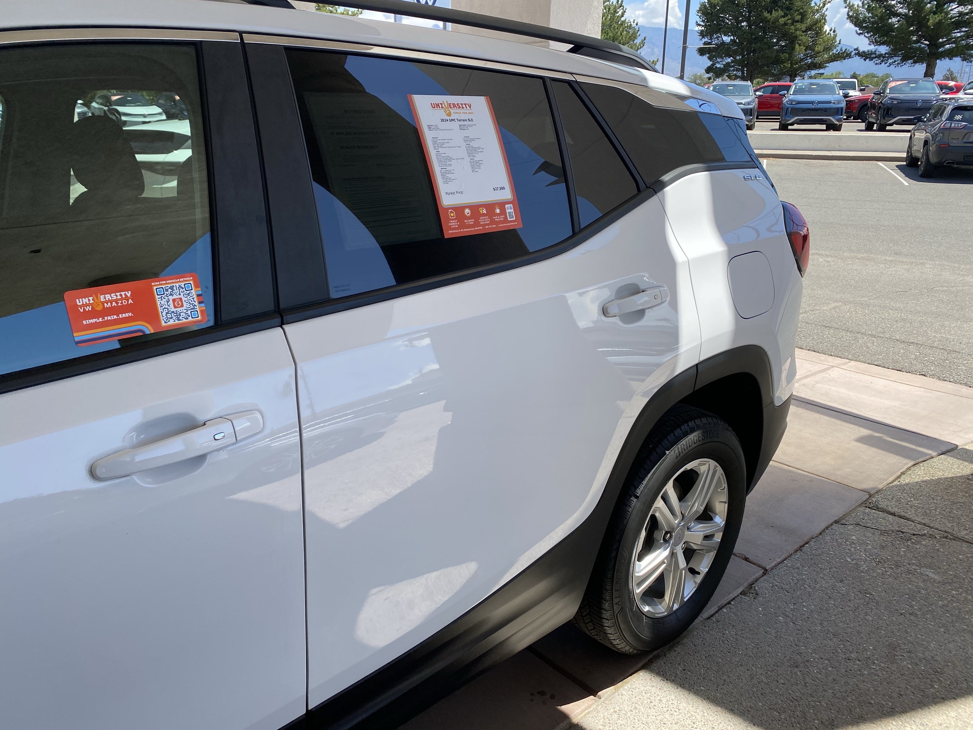 Used 2024 GMC Terrain SLE w/ Driver Convenience Package AWD/4WD image 62