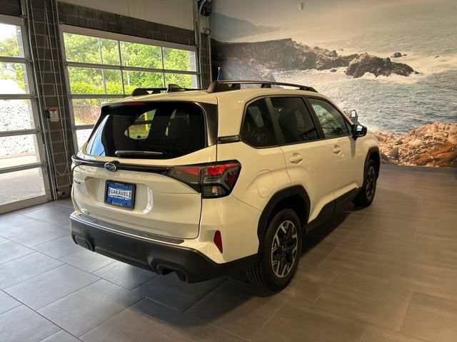 Used 2026 Subaru Forester Premium AWD/4WD image 6