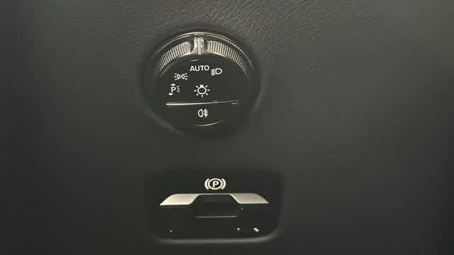 Certified 2026 Mercedes-Benz GLC 300 4MATIC image 18