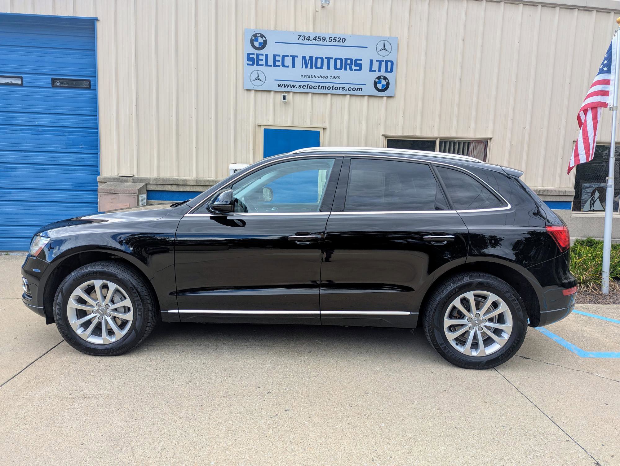 Used 2015 Audi Q5 2.0T Premium Plus w/ Technology Package image 3