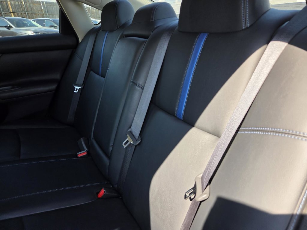 Used 2018 Nissan Altima 2.5 SR w/ SR Special Edition FWD image 11