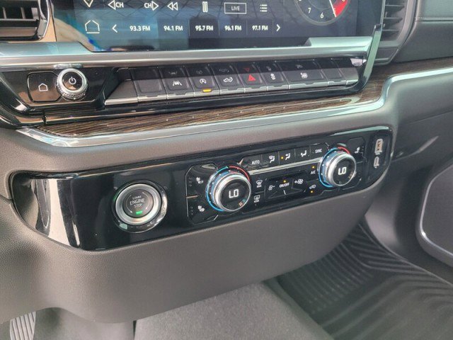 Used 2024 GMC Sierra 1500 Elevation image 23