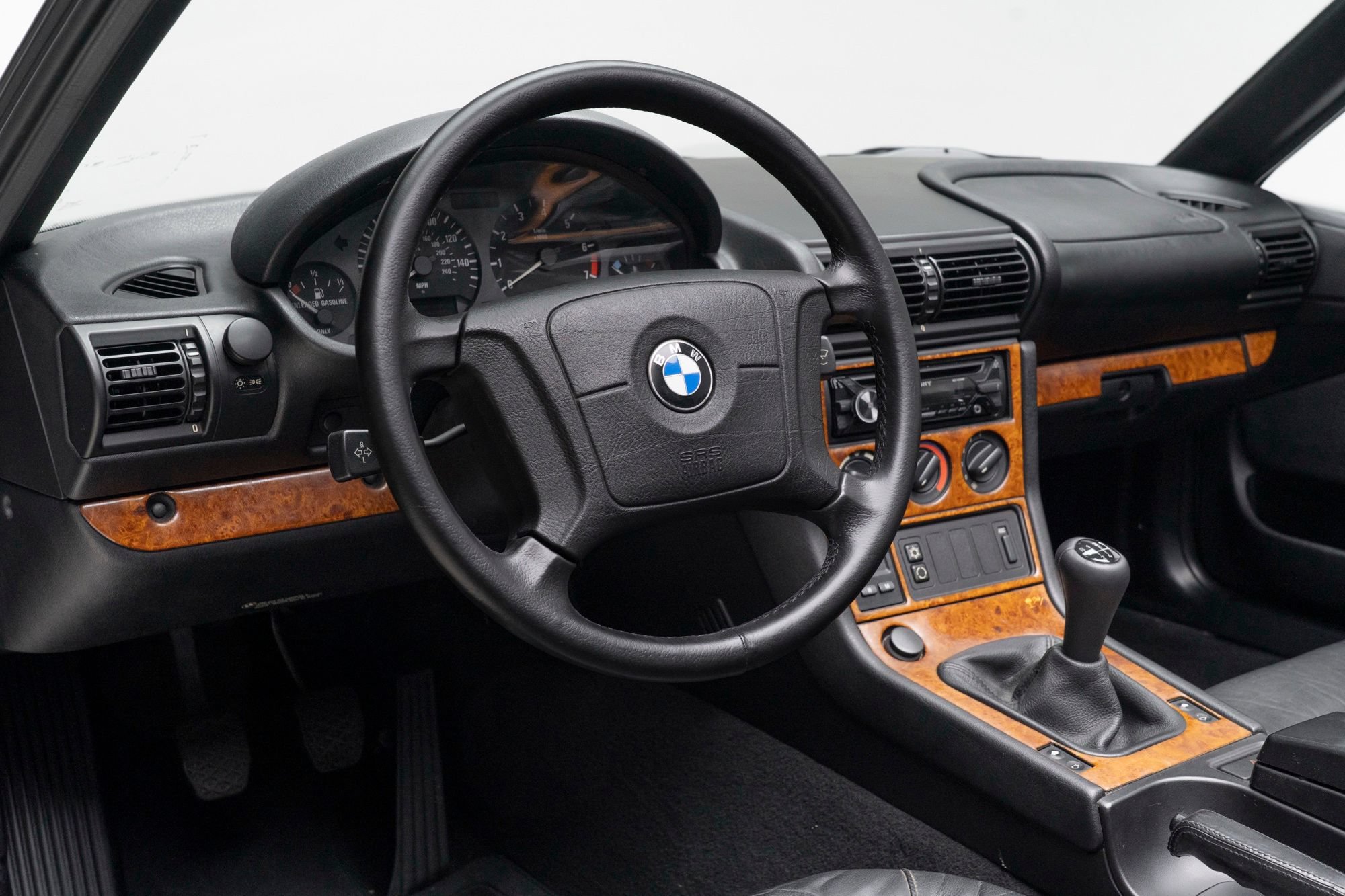 Used 1997 BMW Z3 1.9 RWD image 14