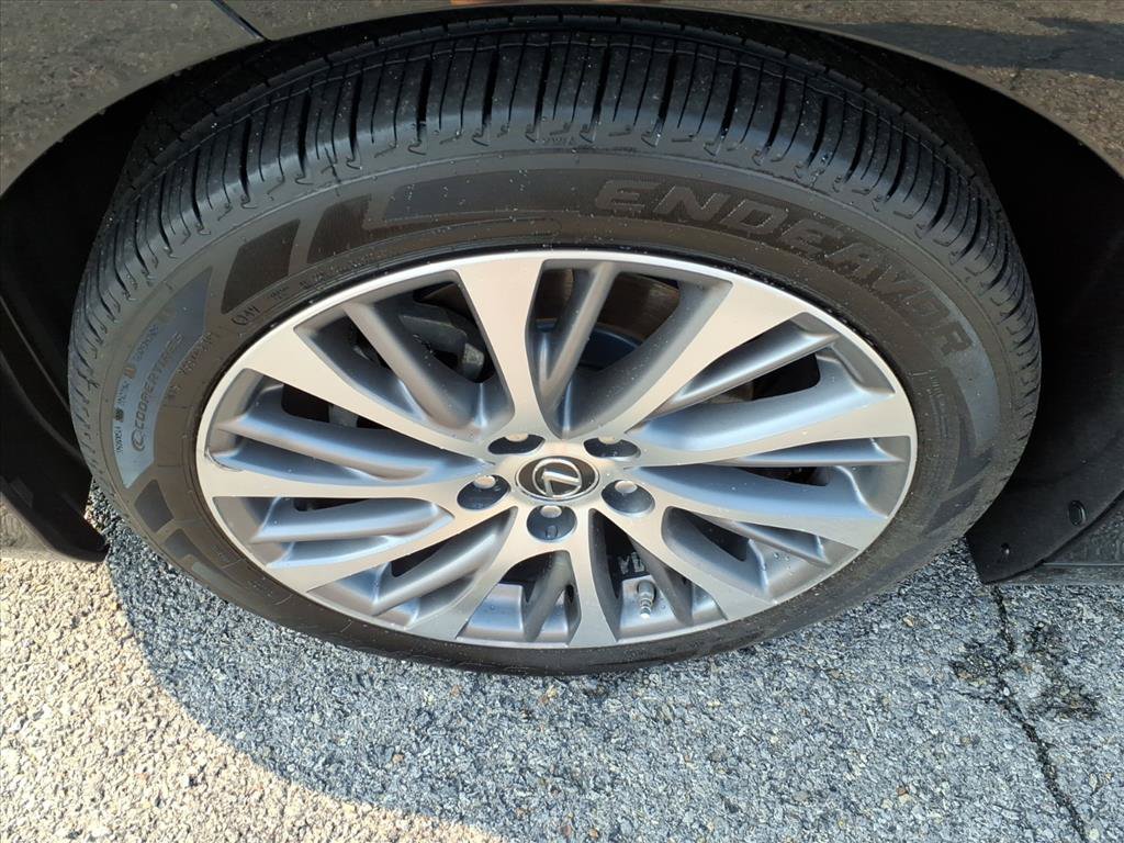 Used 2021 Lexus ES 350 w/ Premium Package FWD image 10