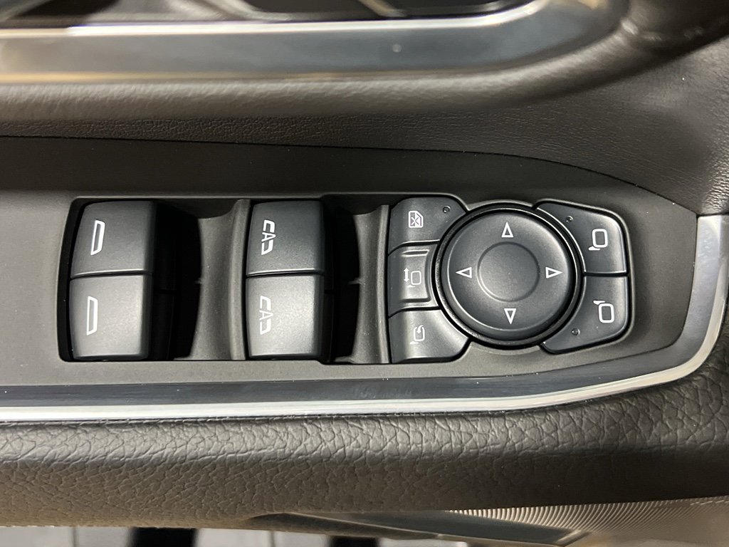 Used 2024 GMC Sierra 2500 Denali w/ Denali Reserve Package image 10