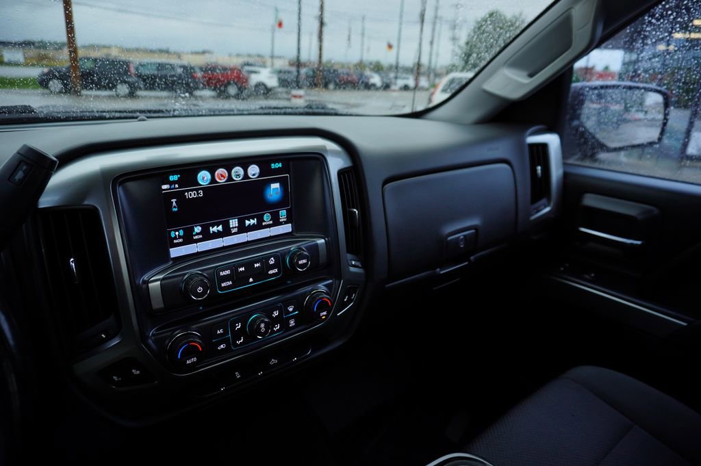 Used 2018 Chevrolet Silverado 1500 LT w/ All Star Edition image 20