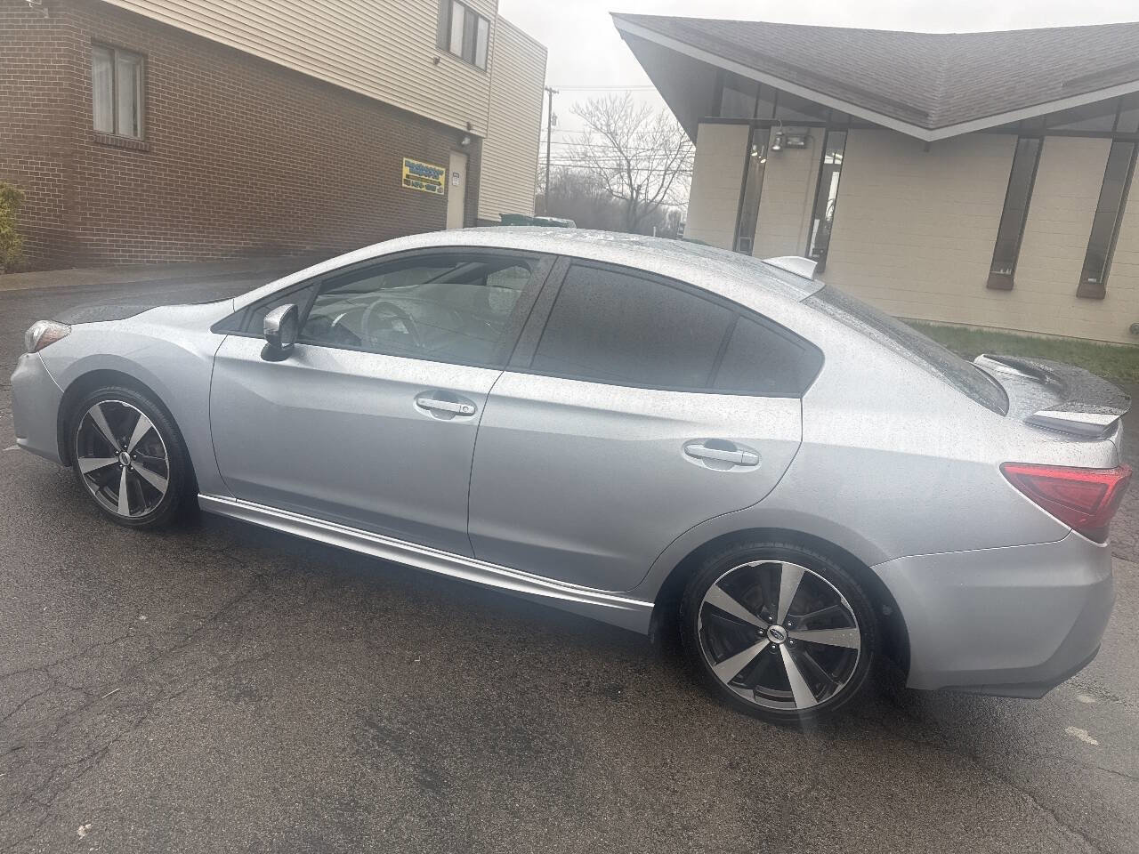 Used 2018 Subaru Impreza 2.0i Sport image 11