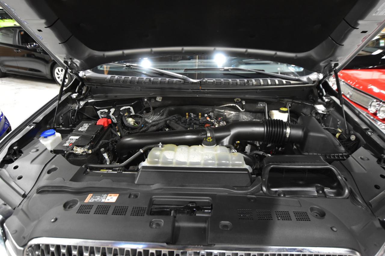 Used 2023 Lincoln Navigator Reserve AWD/4WD image 70