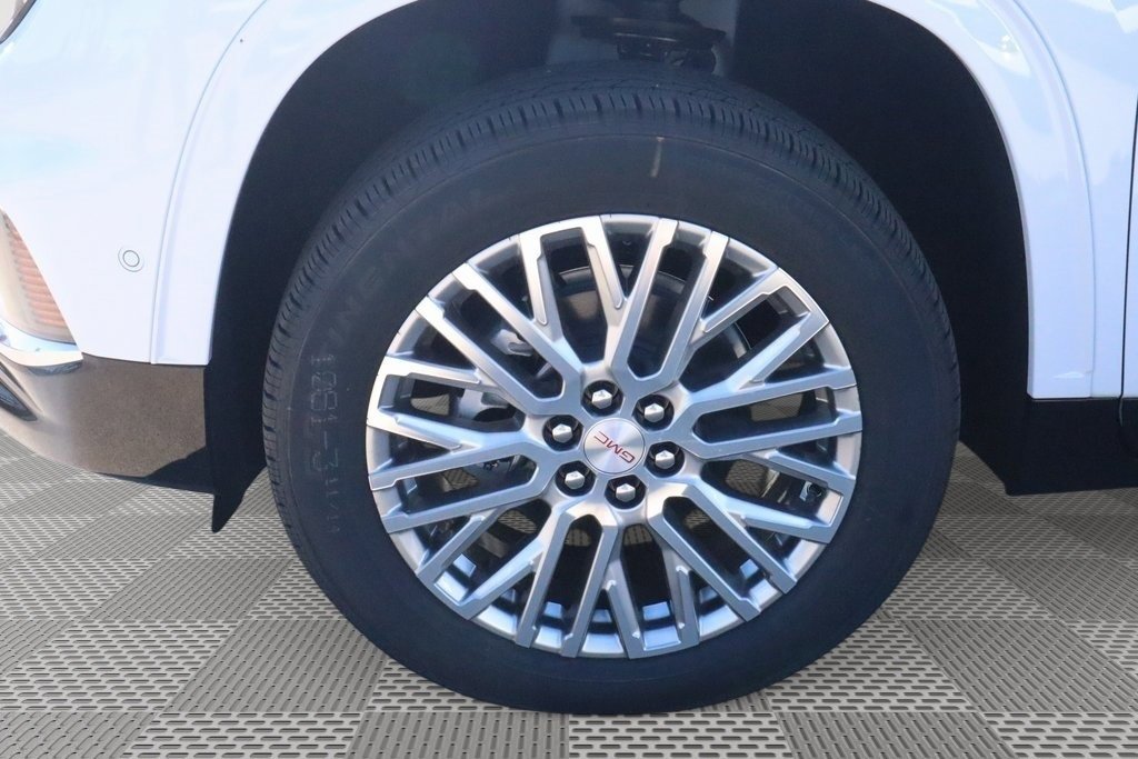 New 2026 GMC Acadia Denali w/ Super Cruise Package image 17