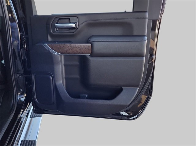 Used 2023 GMC Sierra 3500 Denali w/ Denali Ultimate Package image 36