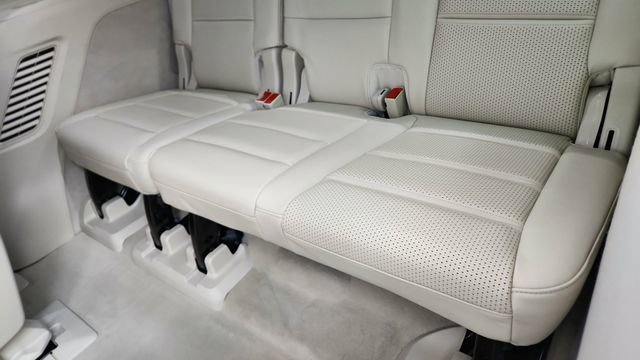 Used 2025 Cadillac Escalade Sport Platinum w/ LPO, Floor Liner Package image 32