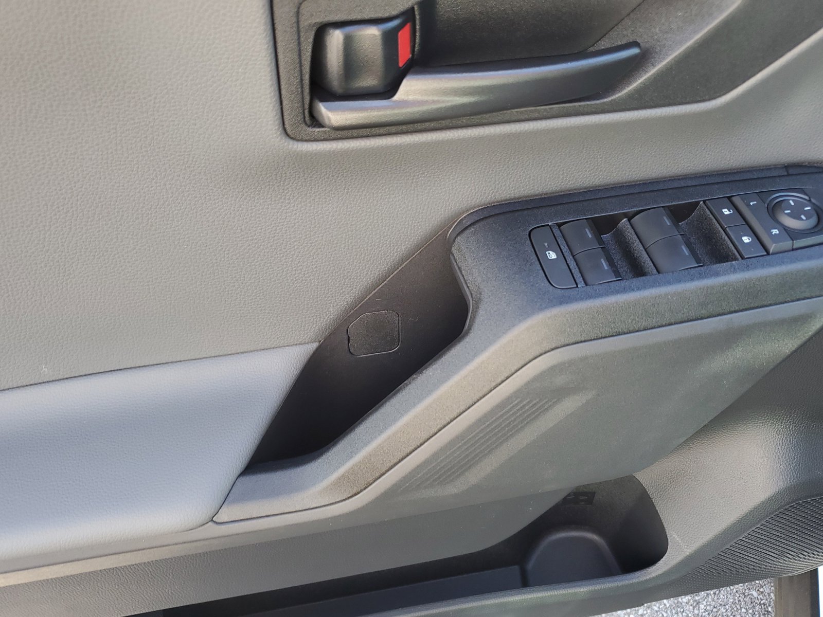 New 2026 Toyota RAV4 LE AWD/4WD image 19