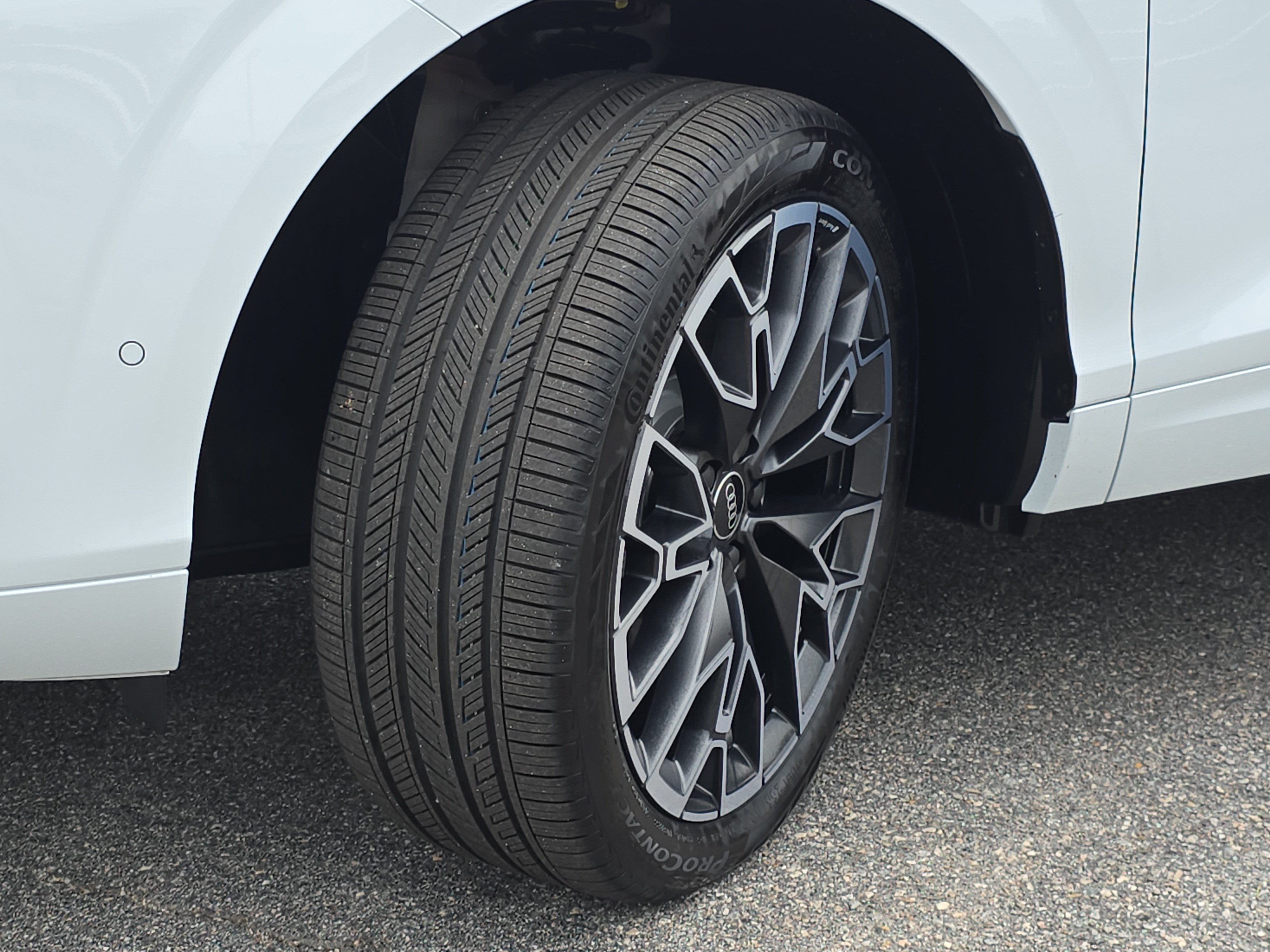 New 2026 Audi Q3 quattro 2.0T AWD/4WD image 33