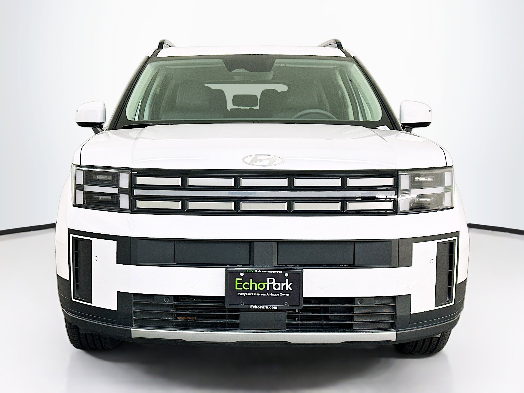 Used 2025 Hyundai Santa Fe SEL image 2