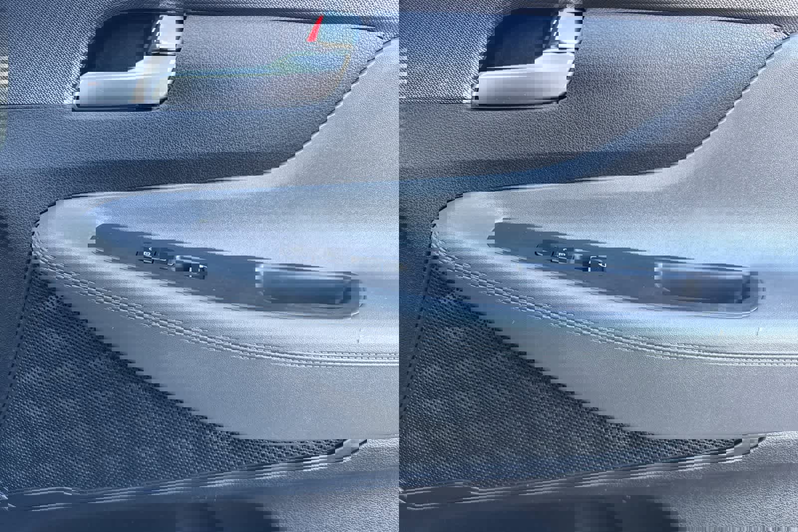 Used 2023 Hyundai Santa Fe SE w/ Cargo Package image 19