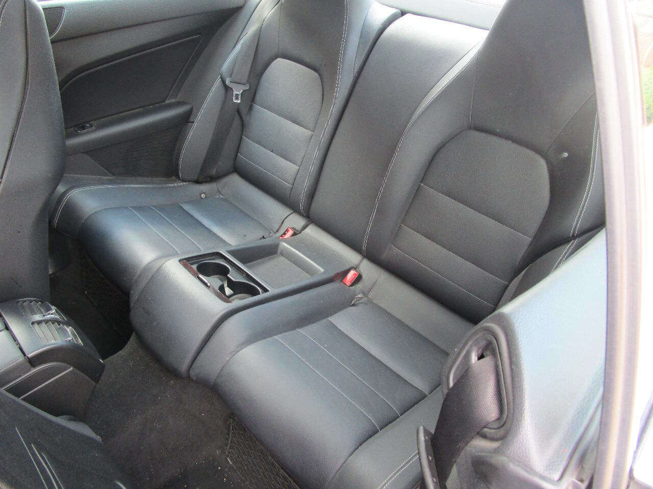 Used 2010 Mercedes-Benz E 350 Coupe image 9