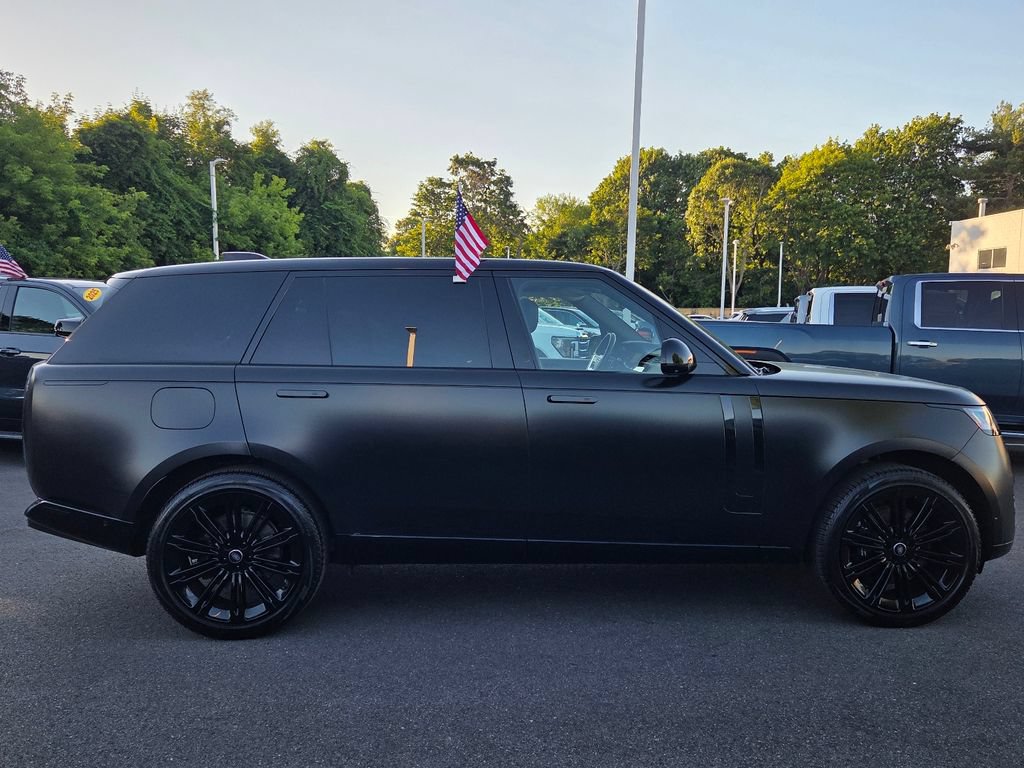 Used 2022 Land Rover Range Rover Long Wheelbase First Edition AWD/4WD image 3