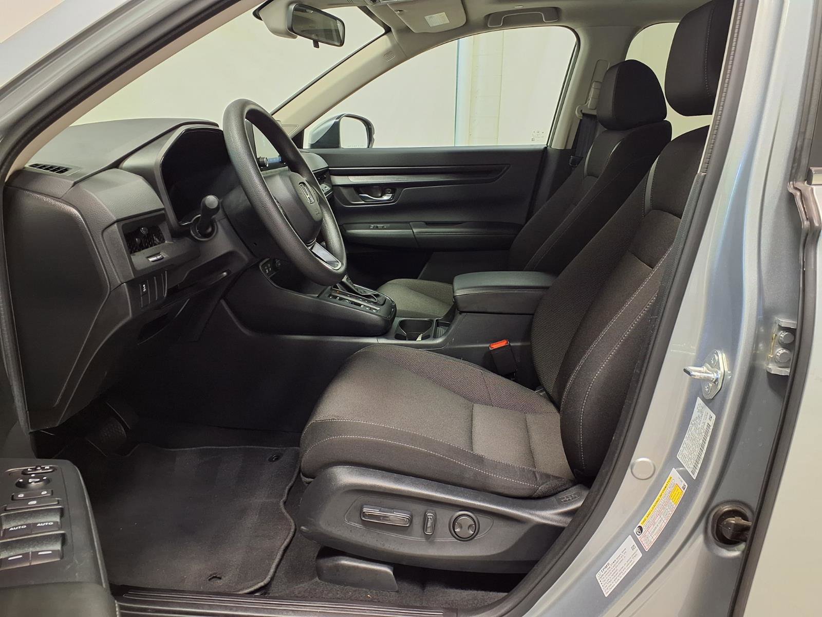 Used 2025 Honda CR-V EX image 25