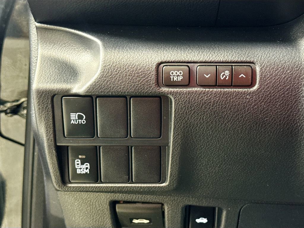 Used 2019 Lexus IS 300 F Sport image 10