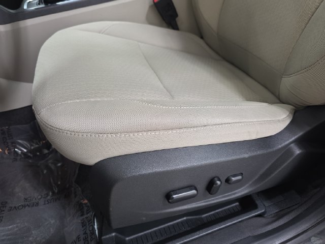 Used 2019 Ford Escape SE FWD image 29
