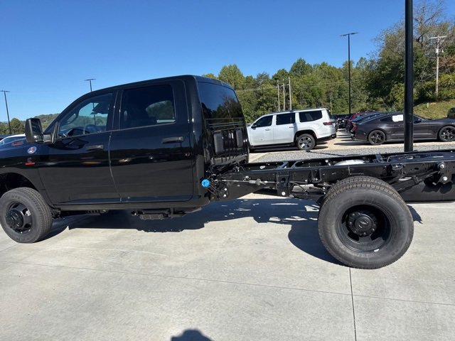 New 2026 RAM 3500 Tradesman image 8