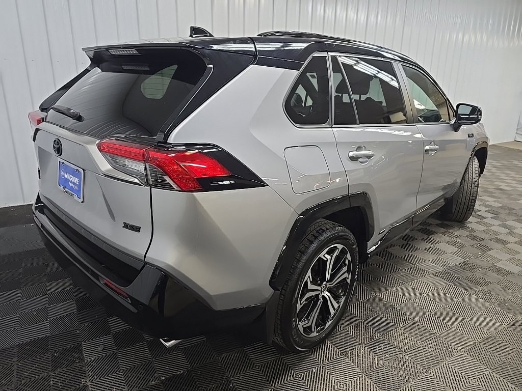 Used 2023 Toyota RAV4 XSE w/ Premium Package AWD/4WD image 10