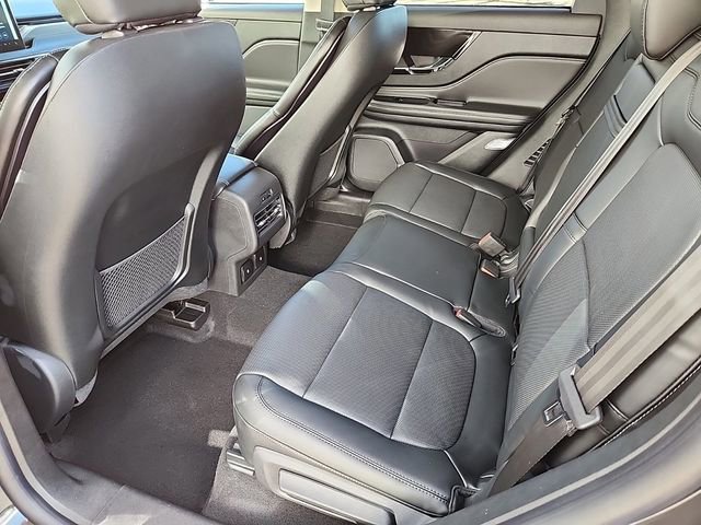 New 2025 Lincoln Corsair Reserve w/ Equipment Group 202A image 9