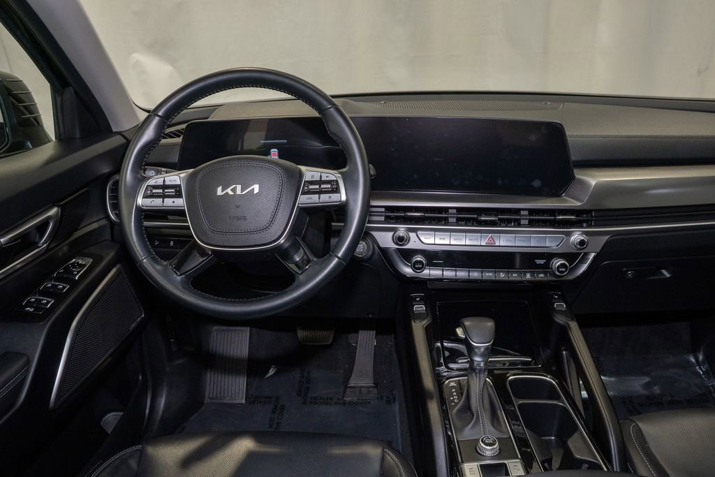 Certified 2024 Kia Telluride S w/ S Sunroof Package image 2