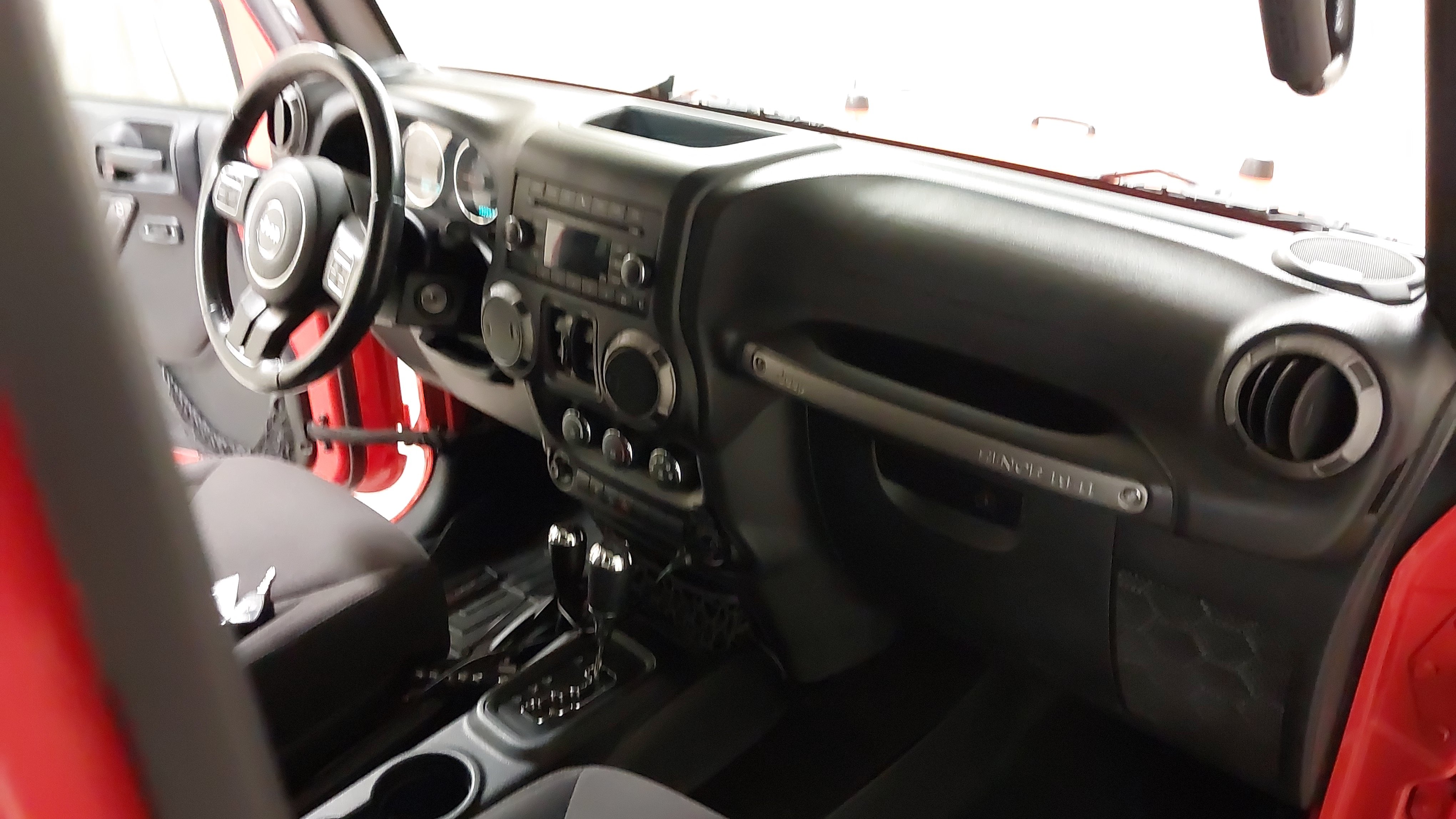 Used 2015 Jeep Wrangler Unlimited Sport w/ Quick Order Package 24S AWD/4WD image 29