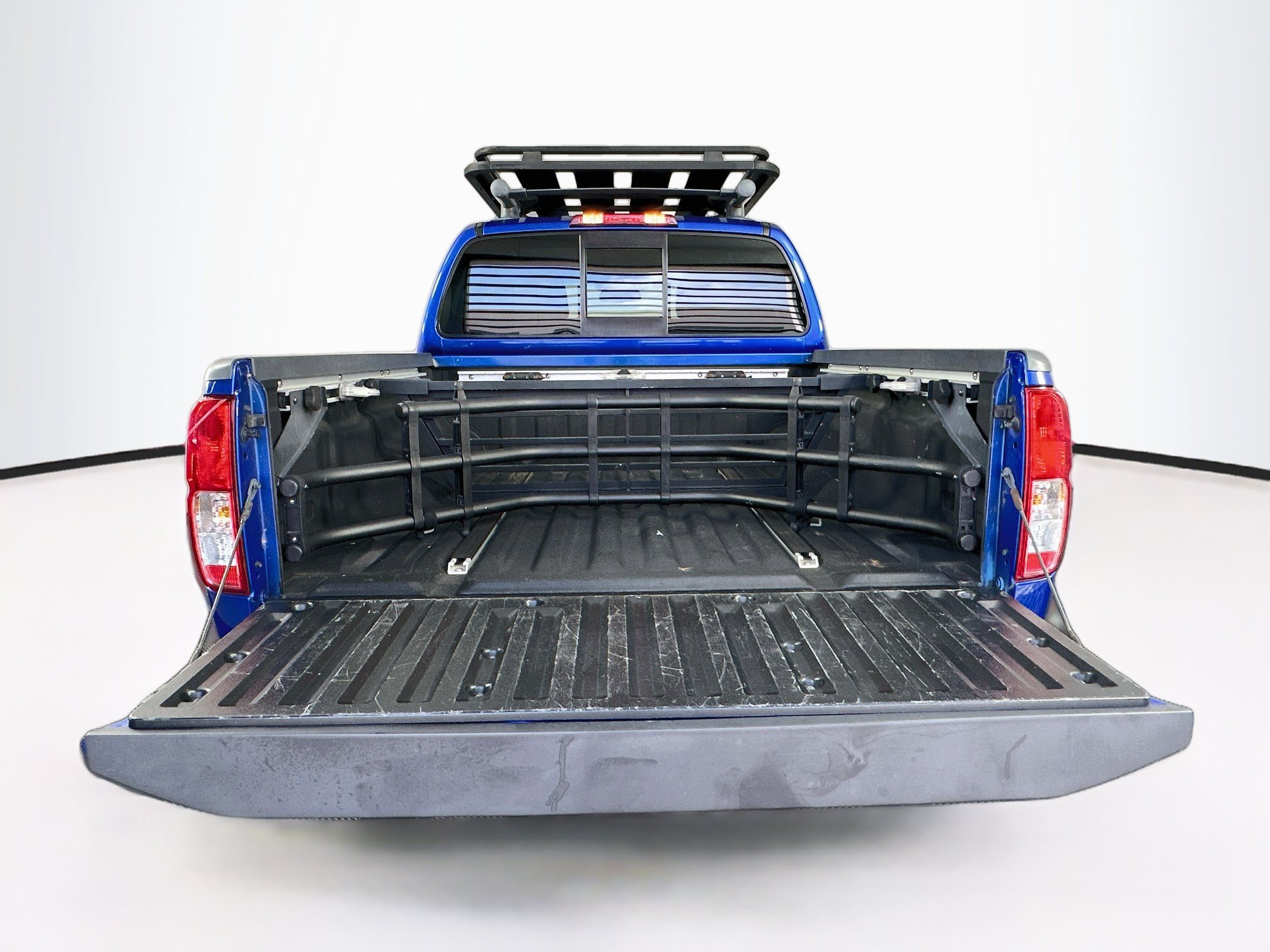 Used 2015 Nissan Frontier PRO-4X w/ Pro-4x Luxury Package AWD/4WD image 29
