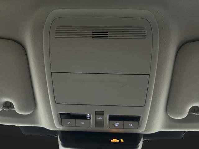 Used 2025 MAZDA CX-70 Plug-In Hybrid w/ Premium Pkg image 27