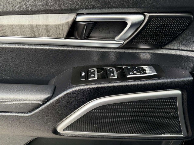 Used 2023 Kia Telluride EX image 18