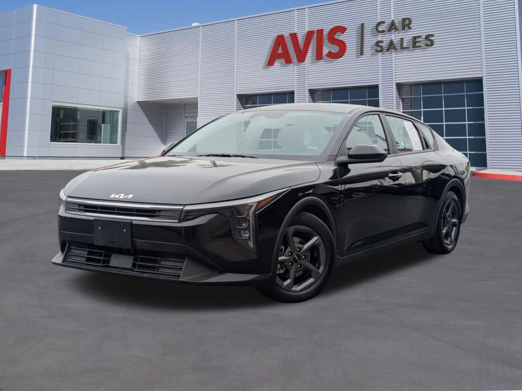 Used 2025 Kia K4 FWD image 1