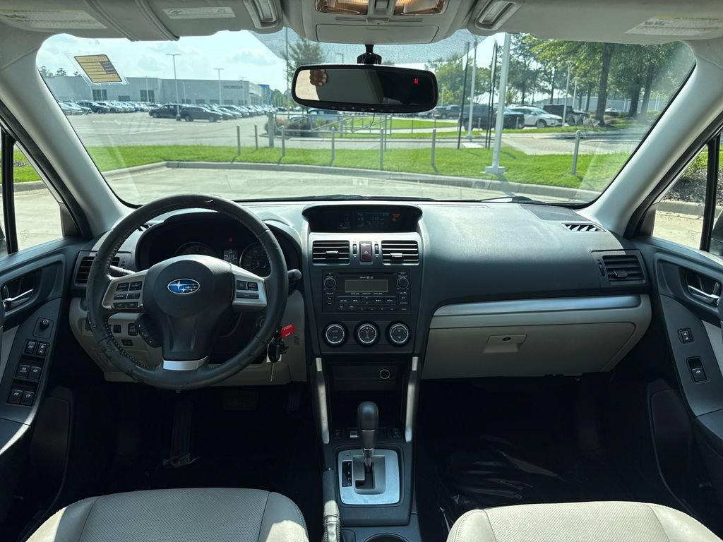 Used 2015 Subaru Forester 2.5i Limited AWD/4WD image 16