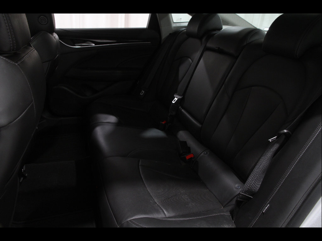 Used 2019 Buick LaCrosse Essence w/ Sun and Shade Package AWD/4WD image 18