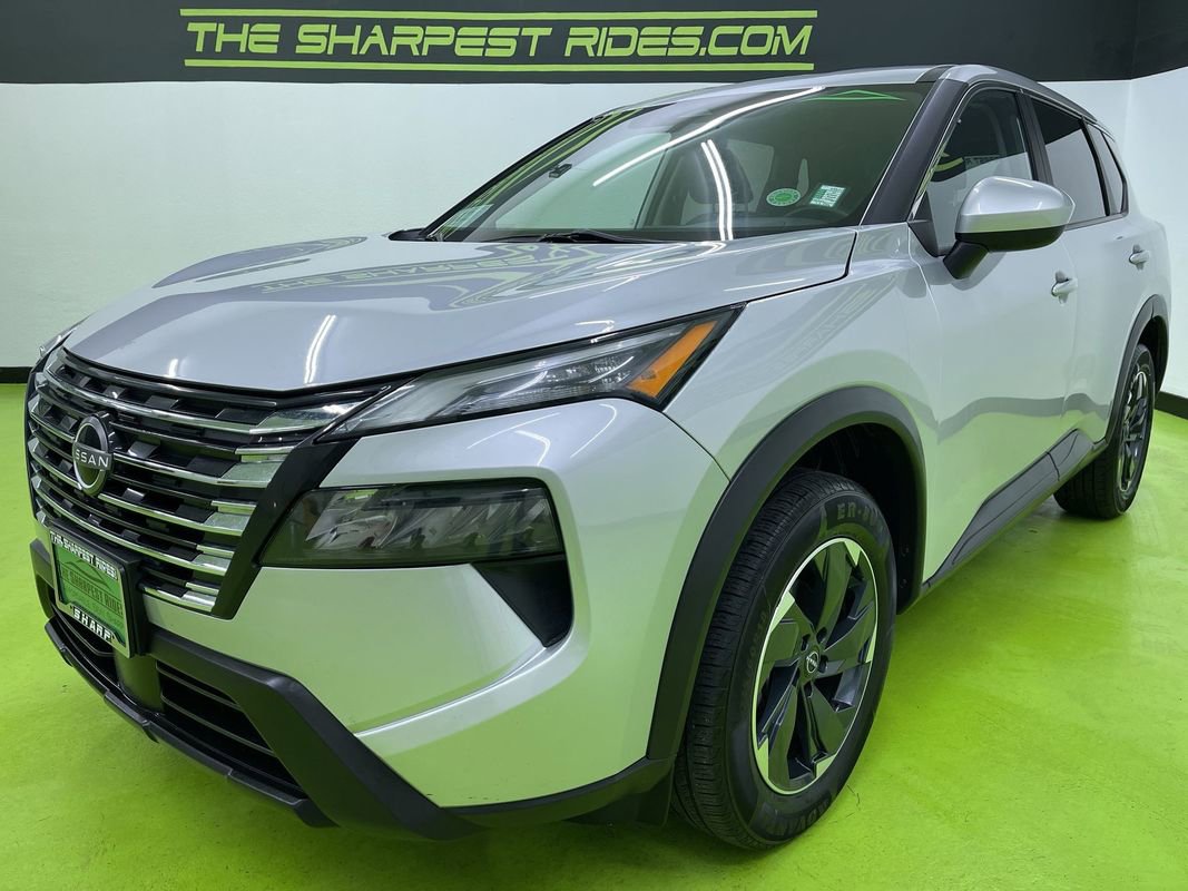 Used 2024 Nissan Rogue SV image 5