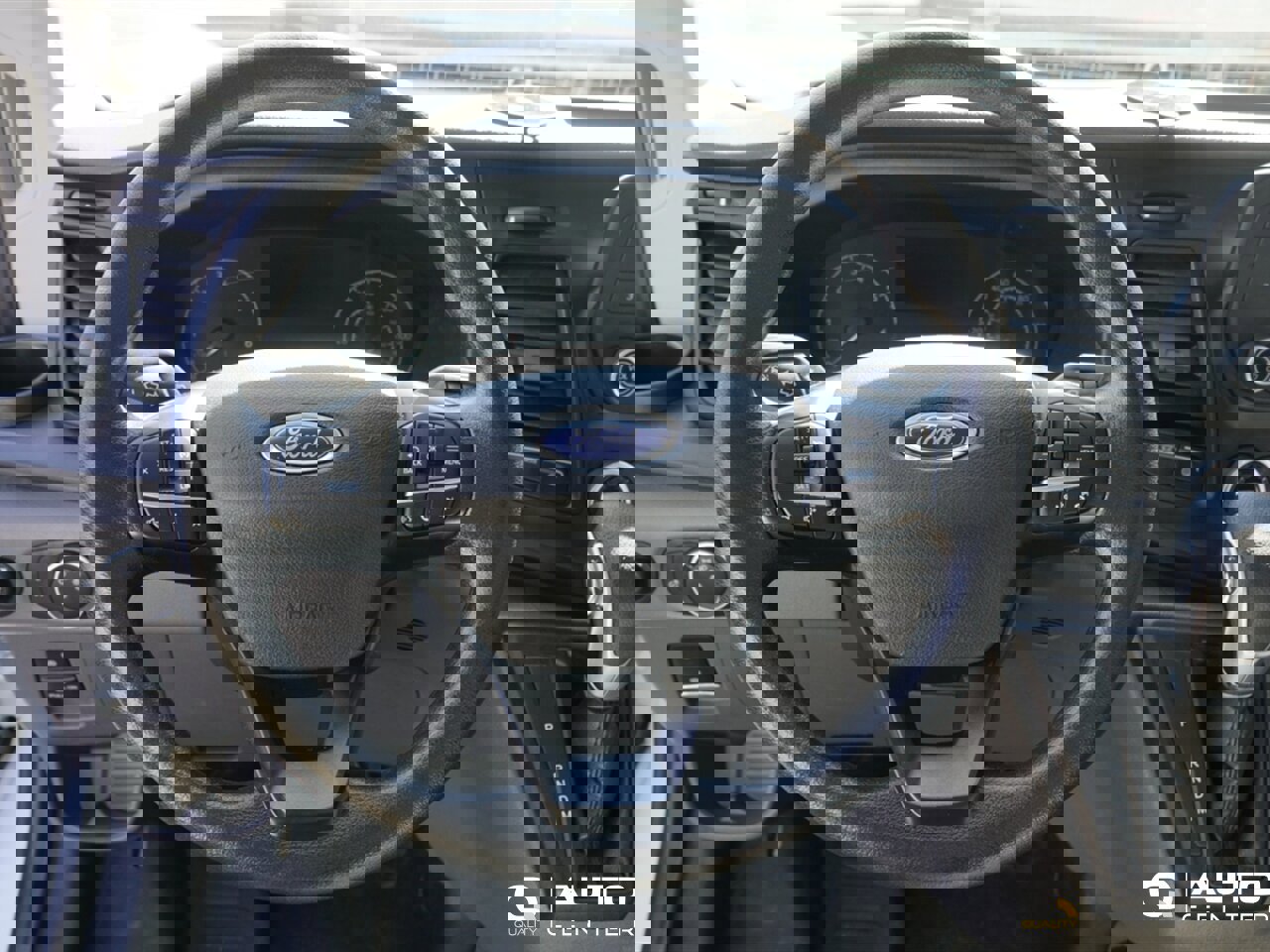 Used 2023 Ford Transit 250 Medium Roof image 19