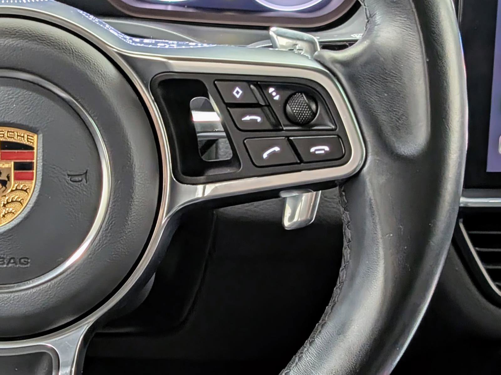 Used 2023 Porsche Cayenne Platinum Edition image 33