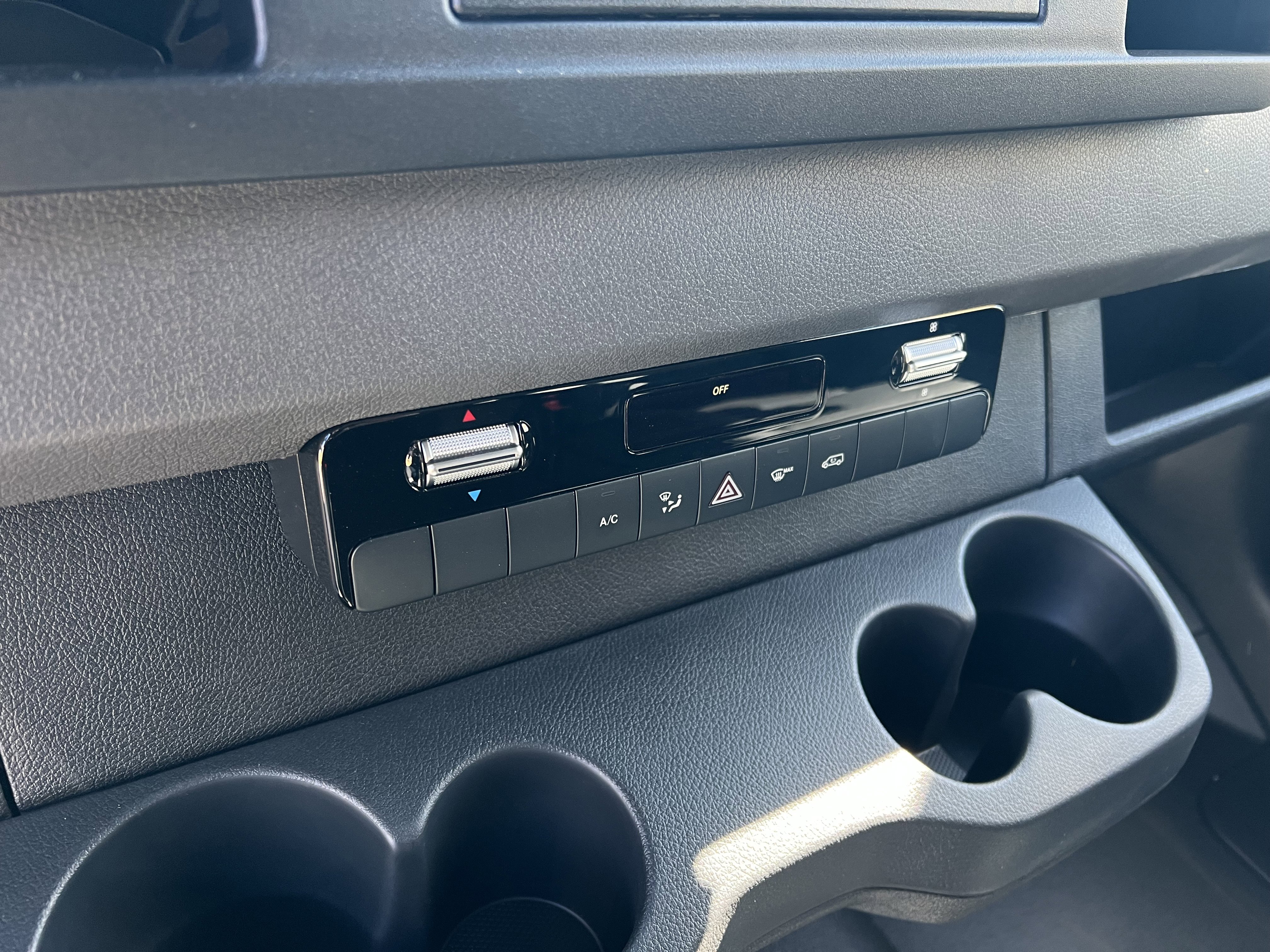 New 2025 Mercedes-Benz Sprinter 2500 image 30