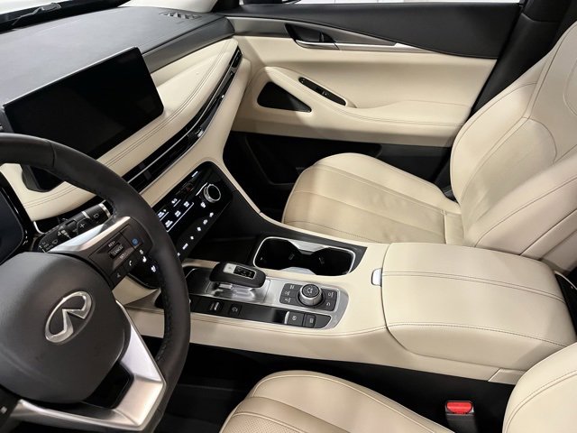 Used 2024 INFINITI QX60 Luxe image 16